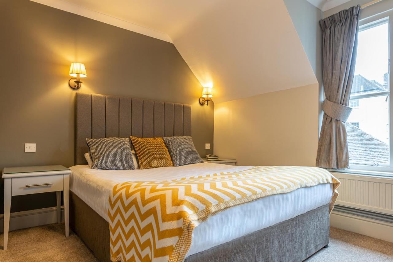 The Dog & Bear Hotel Lenham Exterior photo